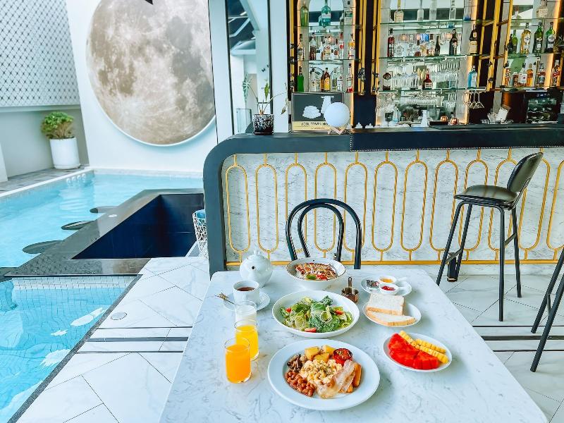 Ratri Hotel Phuket Old Town image