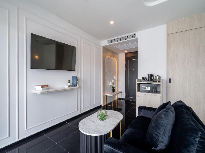 Ratri Hotel Phuket Old Town image