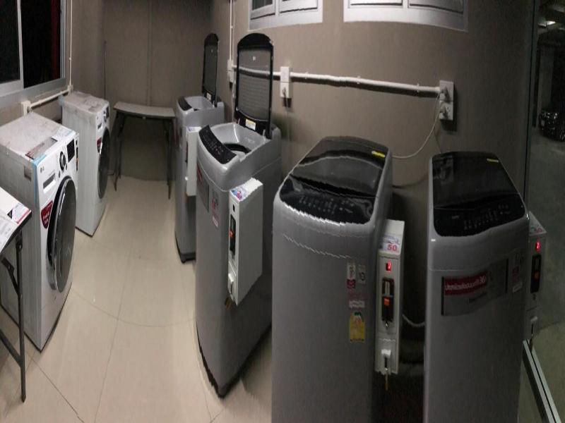 The Lux Ladprao 10 image