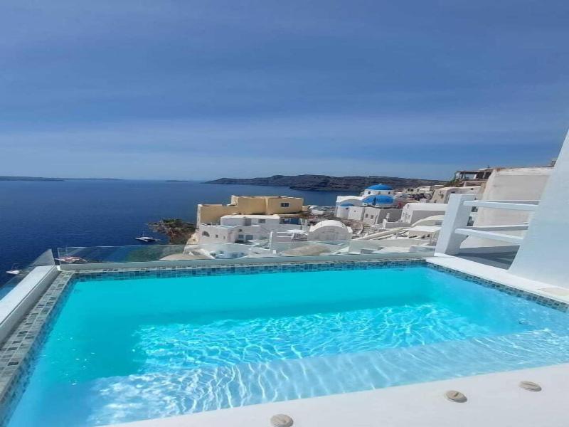 Gala Suites image