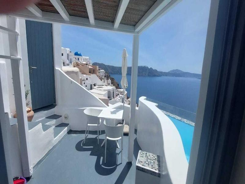 Gala Suites image