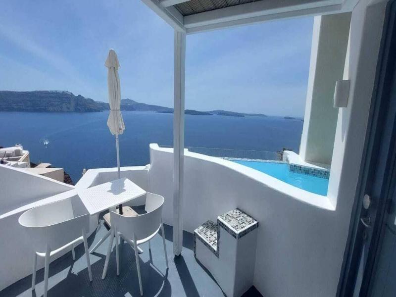 Gala Suites image