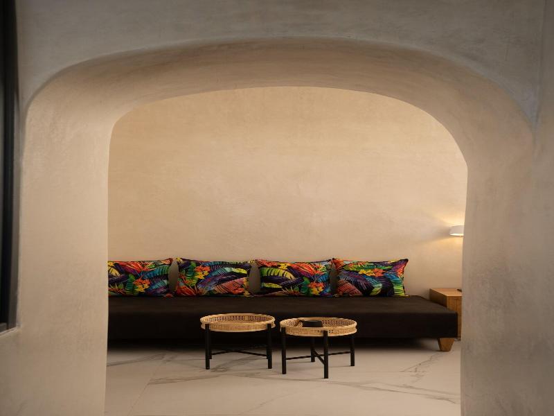 Gala Suites image