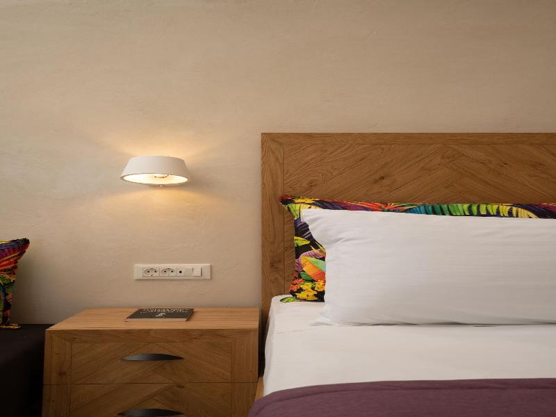 Gala Suites image