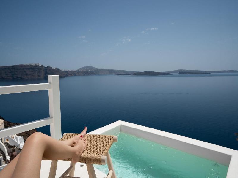 Gala Suites image
