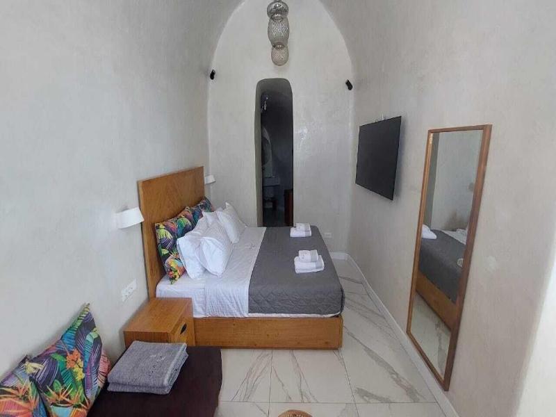 Gala Suites image