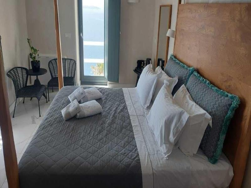 Gala Suites image