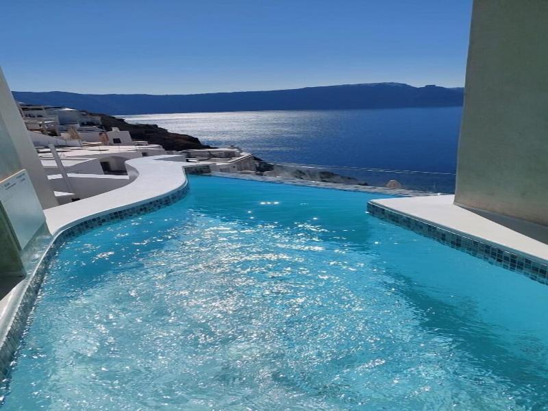 Gala Suites image