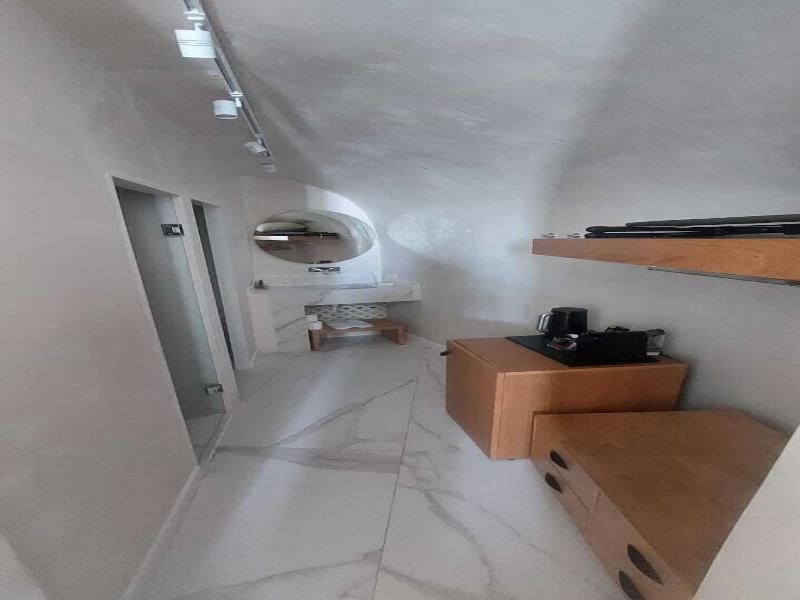 Gala Suites image