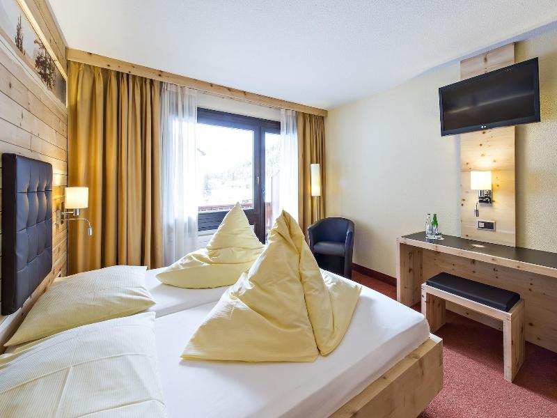 Hotel Palu image