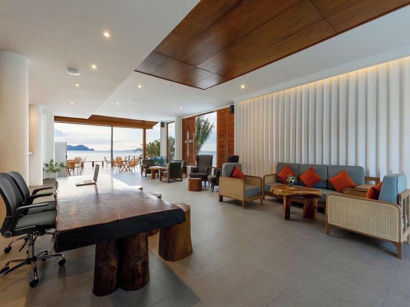 X Sea Khanom Harbor Bay Resort