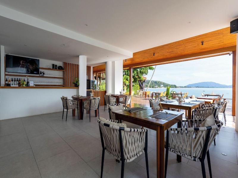 X Sea Khanom Harbor Bay Resort