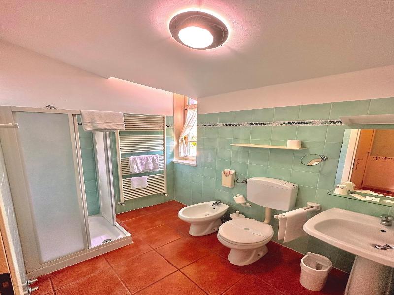 Hotel Caroline image