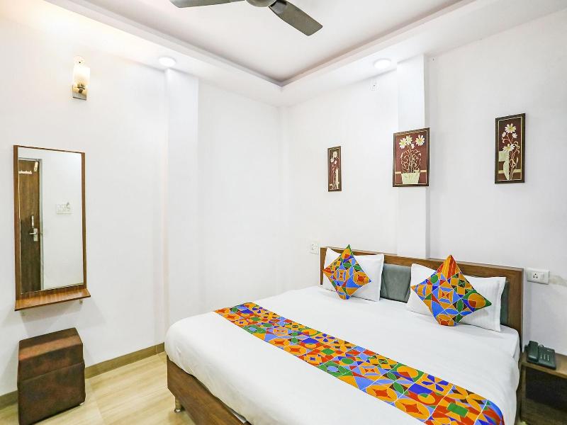 Fabhotel Duke Inn 3