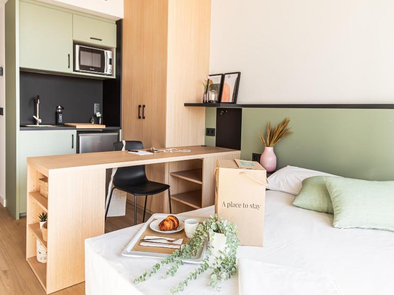 Atenea Living image