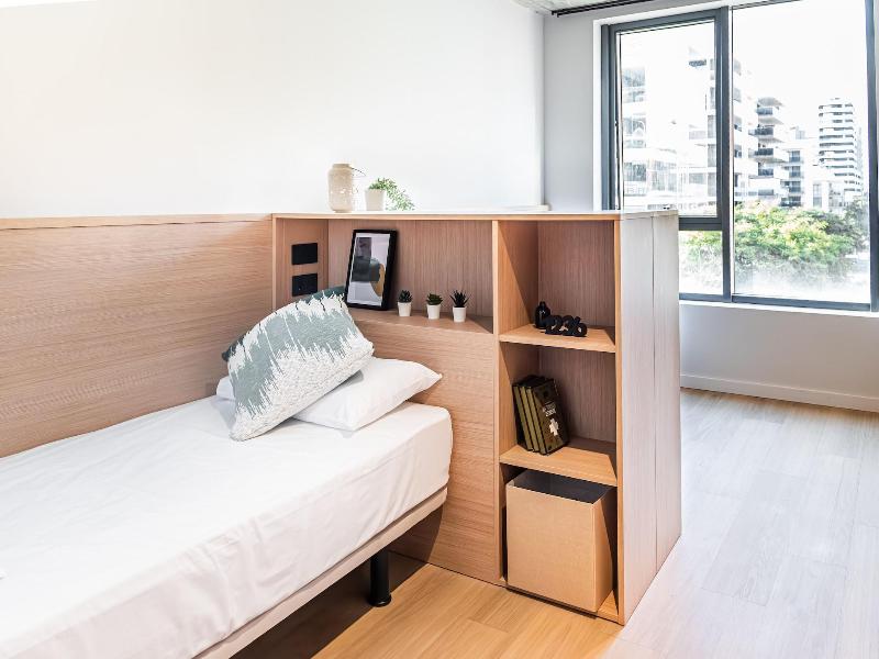 Atenea Living image