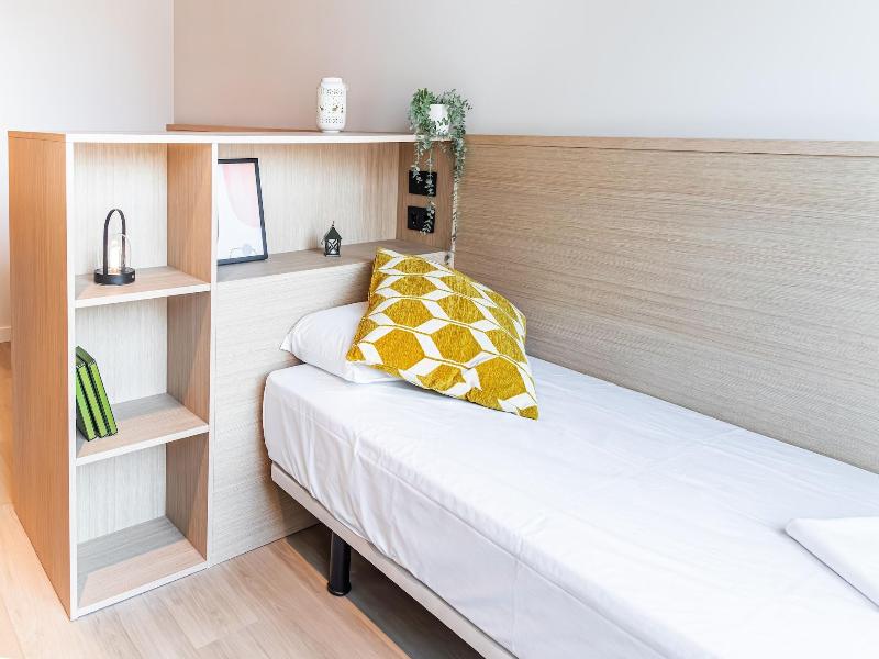 Atenea Living image