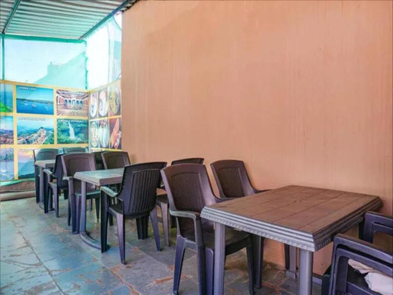 Fabhotel Chinar Residency