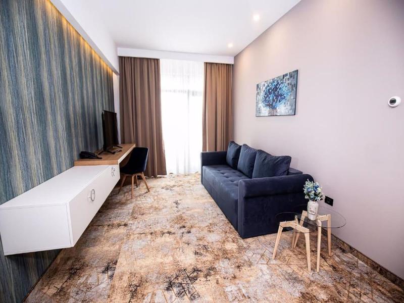 Grand View Hotel & Suites Copou image