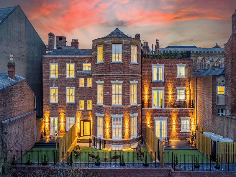 St Mary's Quarters image