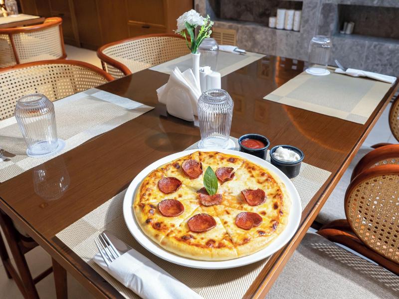 Hotel Vivian Park El Raed image