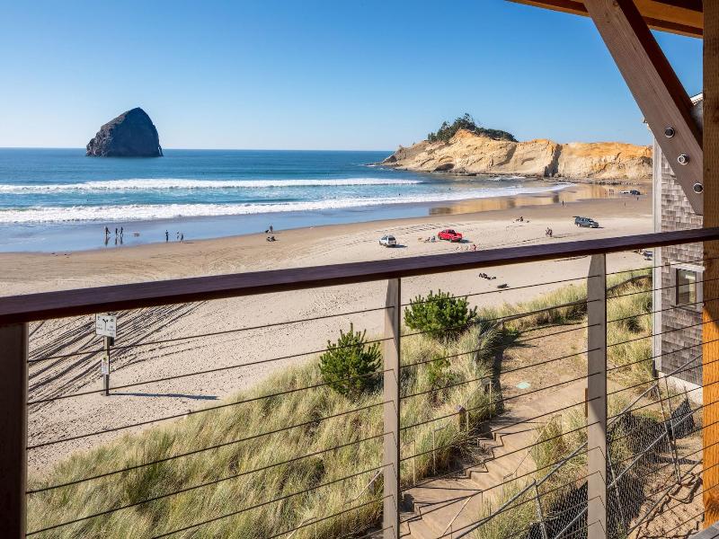 Headlands Coastal Lodge & Spa