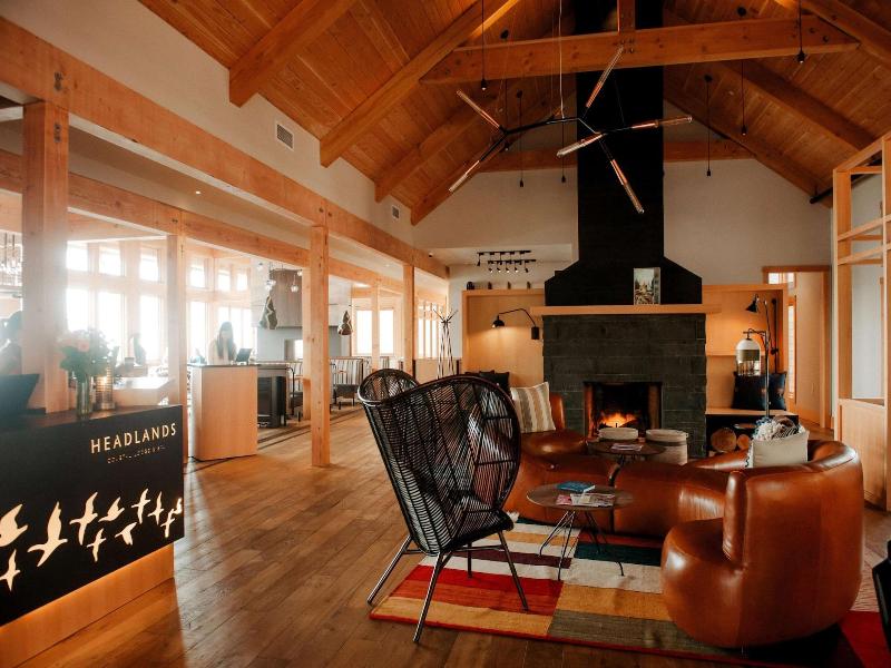 Headlands Coastal Lodge & Spa