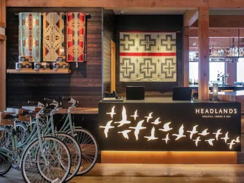 Headlands Coastal Lodge & Spa