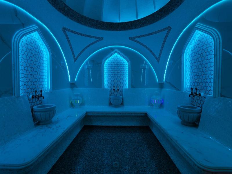 Frankfort Hotel & Spa image
