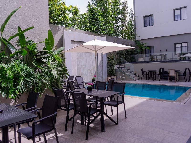 Urban Hotel And Spa image