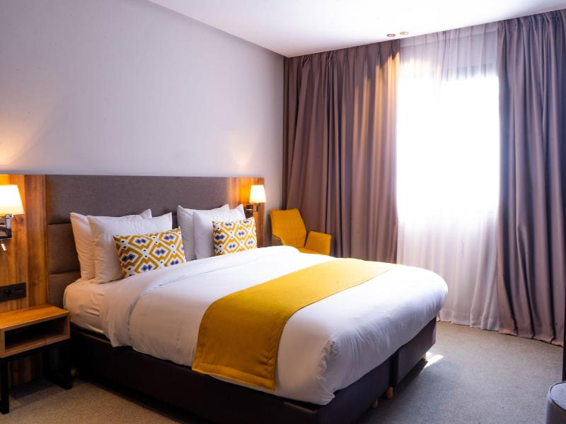 Urban Hotel And Spa image