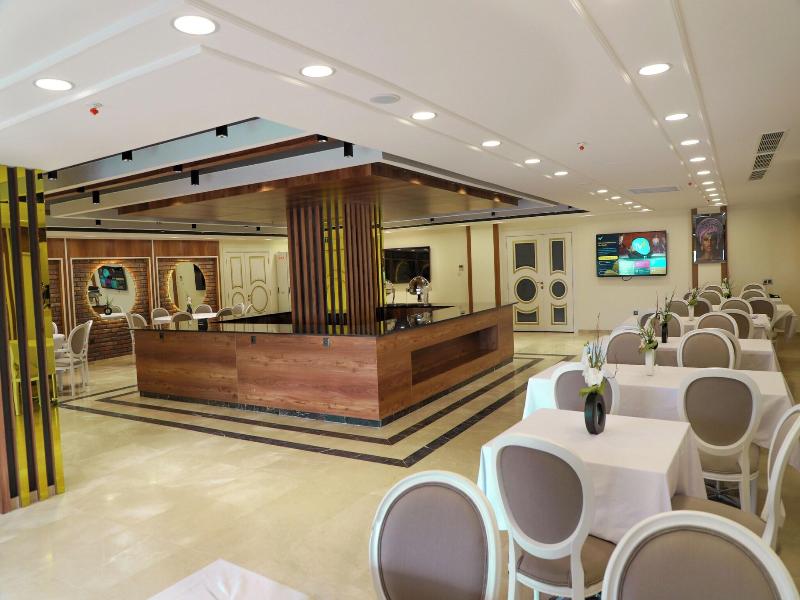 United Hotel International image