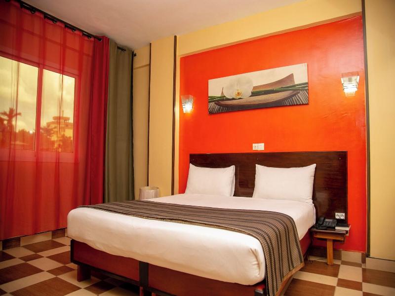 Yaahot Hotel image