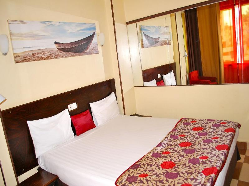 Yaahot Hotel image
