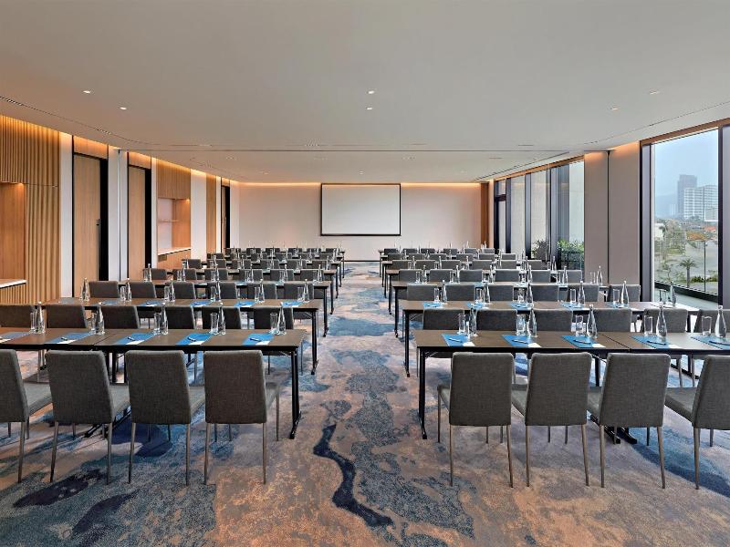 Hyatt Place Ha Long Bay, Bai Chay image