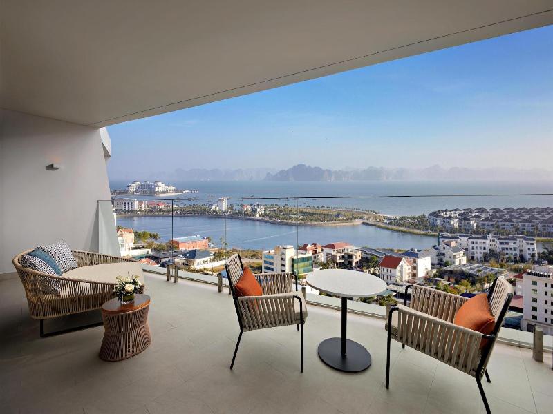 Hyatt Place Ha Long Bay, Bai Chay image
