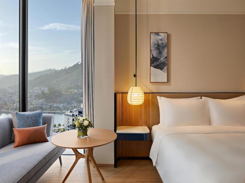 Hyatt Place Ha Long Bay, Bai Chay image