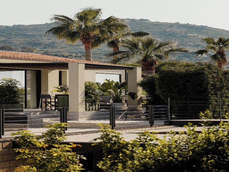 Insulae Resort image
