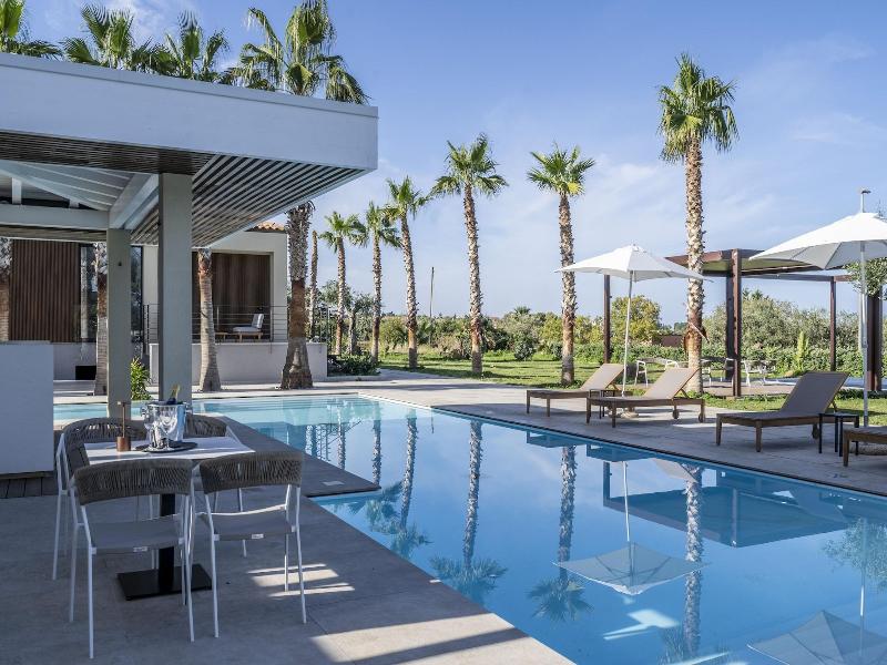 Insulae Resort image