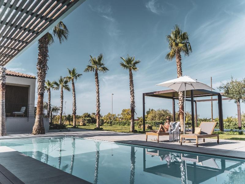 Insulae Resort image