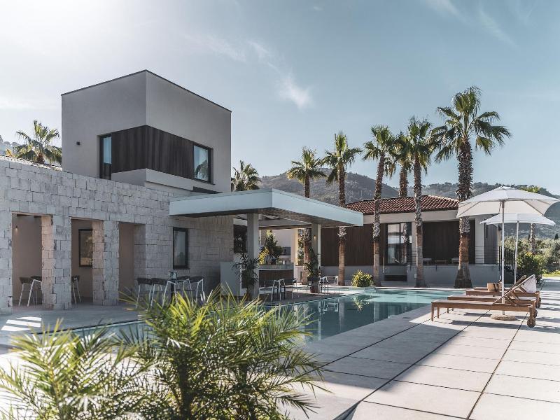 Insulae Resort image