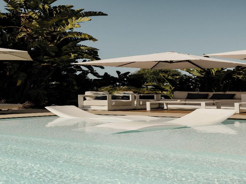 Insulae Resort image