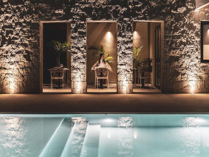 Insulae Resort image