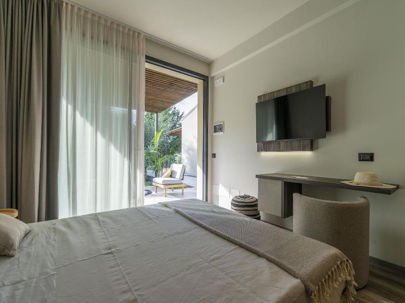 Insulae Resort image