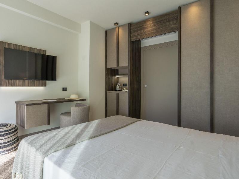 Insulae Resort image