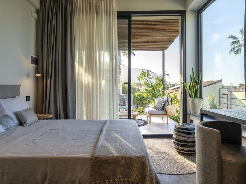 Insulae Resort image
