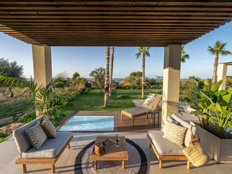 Insulae Resort image