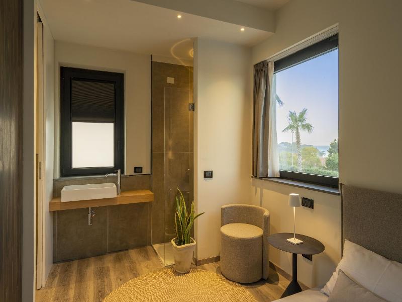 Insulae Resort image