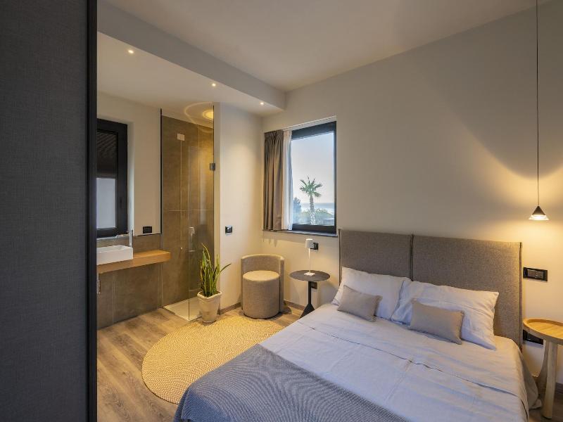 Insulae Resort image