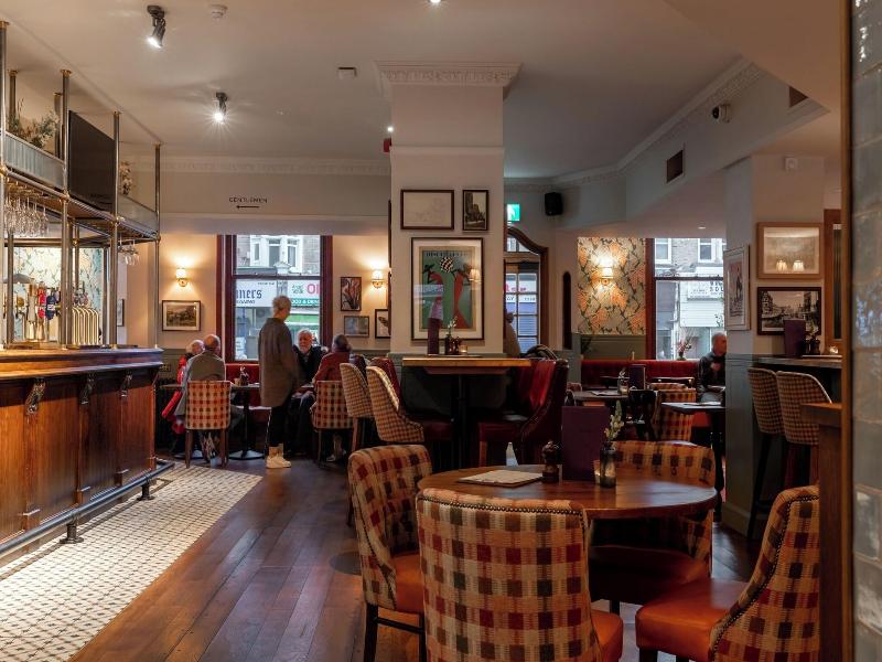 The Drayton Court Hotel image